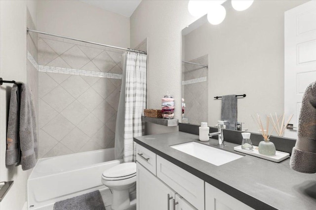 1504 Saddlespur Ln, Leander, TX 78641 - full bathroom with vanity and shower / tub combo