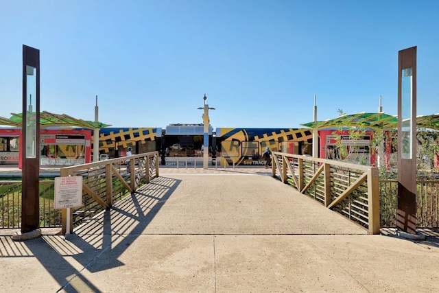 1012 Chesapeake Dr, Austin, TX 78758 - view of surrounding community