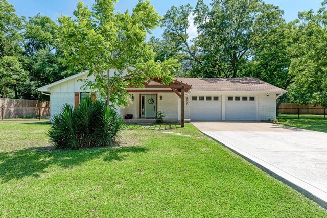 808 S Gabriel Dr, Leander, TX 78641 - photo 1