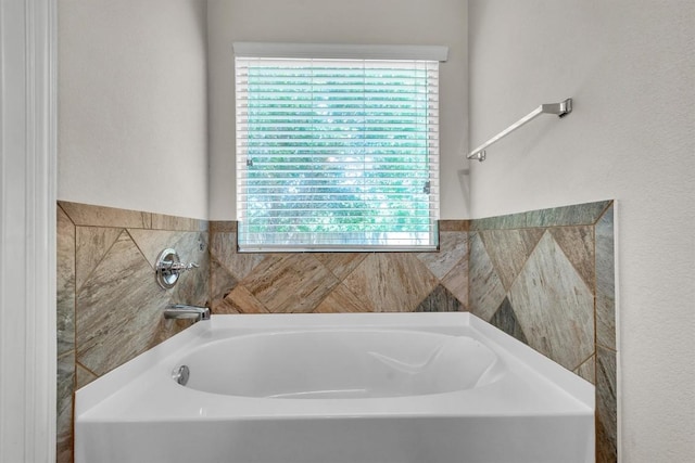204 Chickadee Ln, Leander, TX 78641 - full bath with a bath