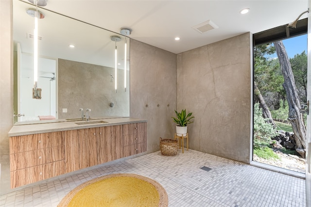 300 Summer Hills Dr, Wimberley, TX 78676 - bathroom featuring vanity and recessed lighting