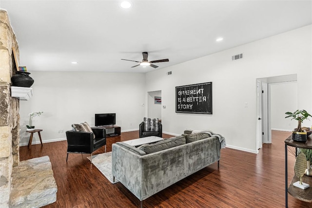 12225 Mosley Ln, Austin, TX 78727 - living area featuring a ceiling fan, wood finished floors, and recessed lighting