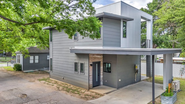 803 Josephine St, Austin, TX 78704 - view of contemporary home
