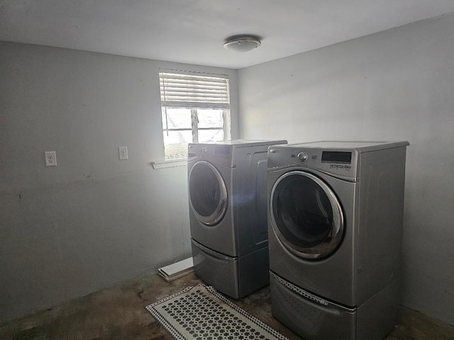 1407 Wilshire Blvd, Austin, TX 78722 - laundry room with washer and dryer