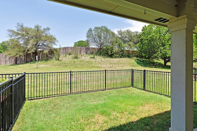 1900 Scofield Ridge Parkway Unit 1703, Austin, TX 78727 - view of yard