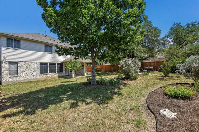 14800 Banbridge Trl, Austin, TX 78717 - view of yard