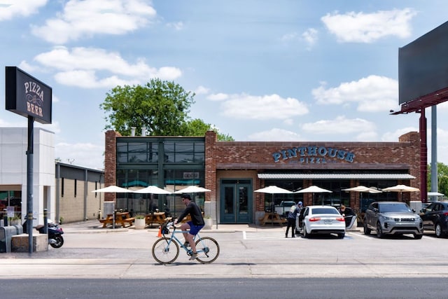 2206 W 49th St, Austin, TX 78756