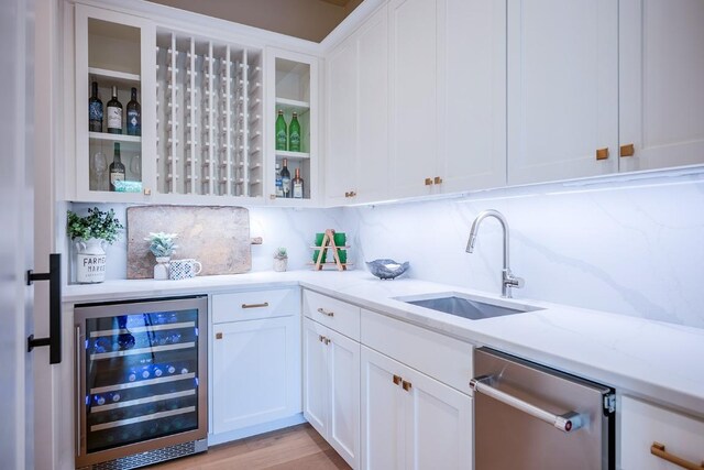 104 Megan Ln, Horseshoe Bay, TX 78657 - indoor bar with wine cooler and stainless steel dishwasher