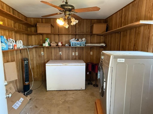1503 Sioux Trl, Kingsland, TX 78639 - washroom featuring independent washer and dryer, ceiling fan, and wooden walls