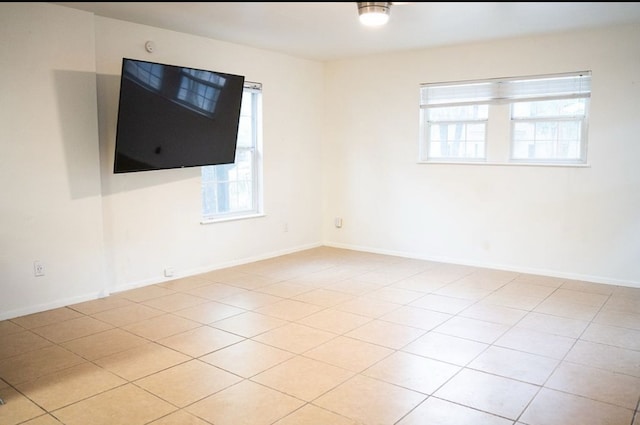 2841 San Gabriel St, Austin, TX 78705 - empty room featuring baseboards