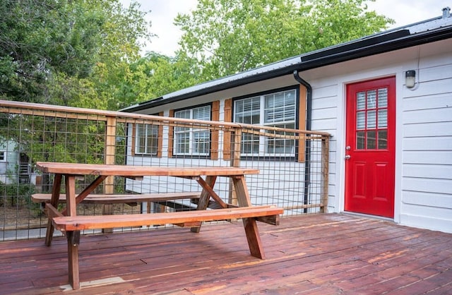 2841 San Gabriel St, Austin, TX 78705 - view of wooden terrace