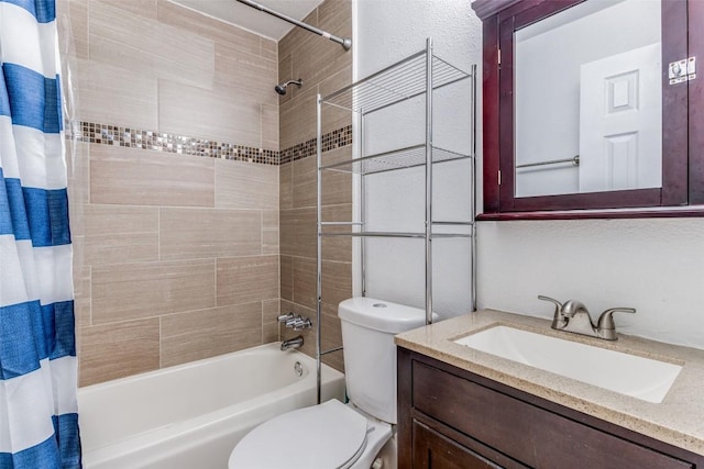 2401 Manor Rd Unit 113, Austin, TX 78722 - full bath featuring shower / bathtub combination with curtain, toilet, and vanity