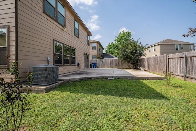 9008 Winter Haven Rd, Austin, TX 78747 - fenced backyard with a patio area