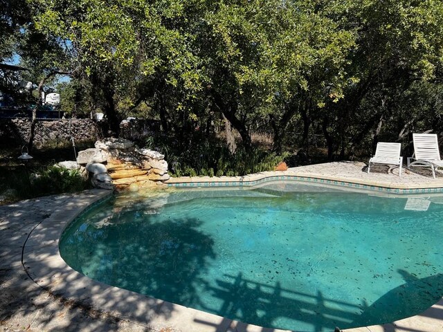 319 Fawnridge St, Georgetown, TX 78628 - view of outdoor pool