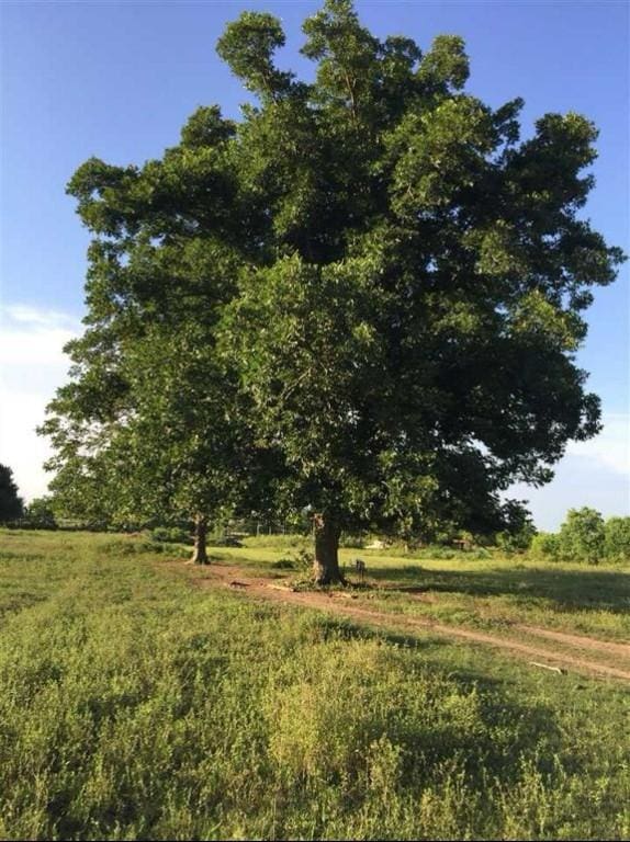643 N Meeker Rd, Beaumont, TX 77713