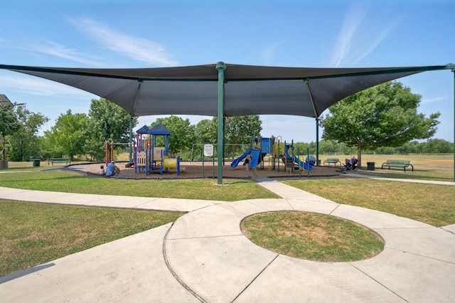 179 Pimlico, Kyle, TX 78640 - community jungle gym with a yard