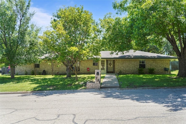 731 Verna Lee Blvd, Harker Heights, TX 76548 - view of front facade featuring a front lawn and brick siding