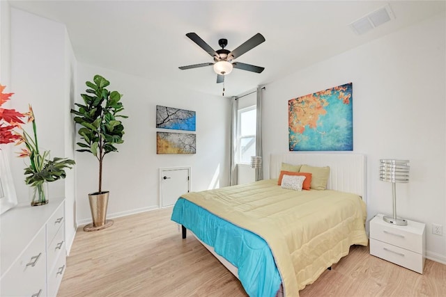 5028 Olimpico Way, Leander, TX 78641 - bedroom with light wood-type flooring, baseboards, and ceiling fan