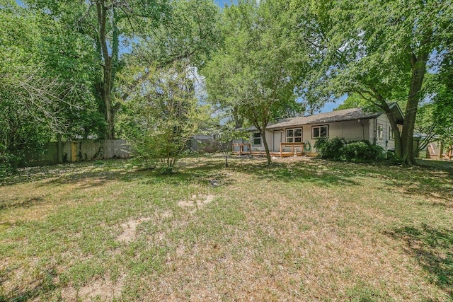 8711 Bridgeport Dr, Austin, TX 78758 - view of yard