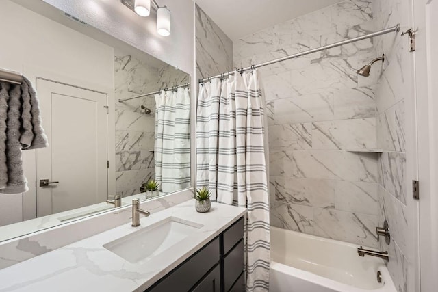 1531 N Red Bud Ln Unit 34, Round Rock, TX 78665 - full bathroom featuring shower / tub combo and vanity
