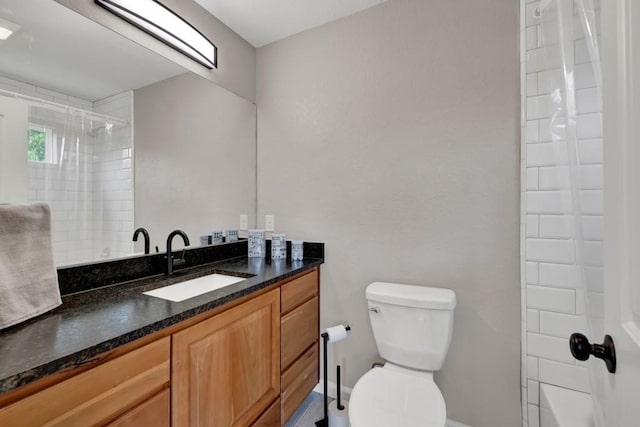 3055 Lakeview Dr, Canyon Lake, TX 78133 - bathroom with vanity, toilet, tub / shower combination, and baseboards
