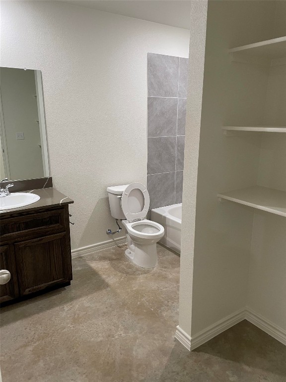 2313 Zanoletti Ct, Temple, TX 76504 - full bath with vanity, toilet, baseboards, and shower / bath combination