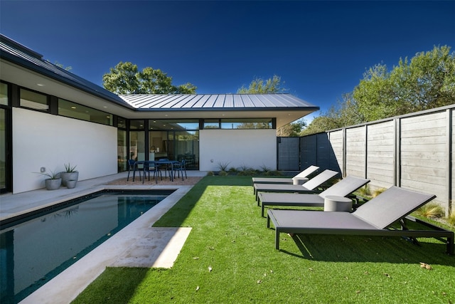 2201 Euclid Ave, Austin, TX 78704 - view of pool with a patio