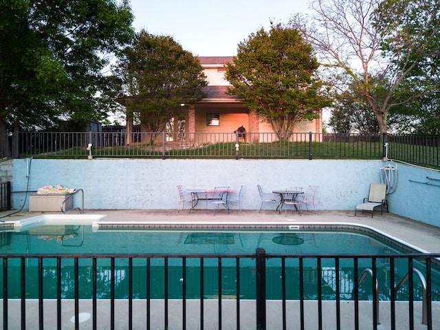 10 Saul St, Lampasas, TX 76550 - view of swimming pool featuring a patio