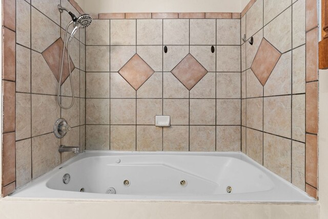 10 Saul St, Lampasas, TX 76550 - view of full bathroom