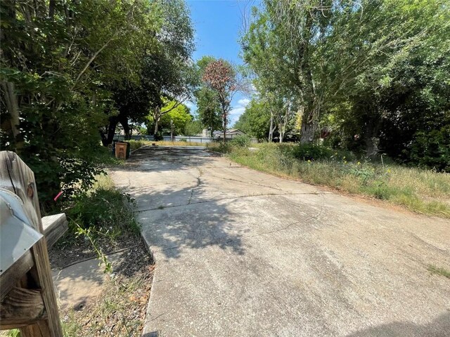 4502 Eric Cir, Austin, TX 78744 - photo 12