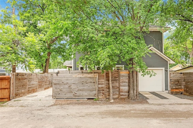 5512 Duval St Unit 2, Austin, TX 78751 - view of front facade featuring a garage