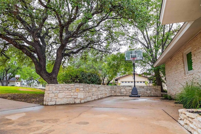928 Porpoise St, Lakeway, TX 78734 - view of patio / terrace