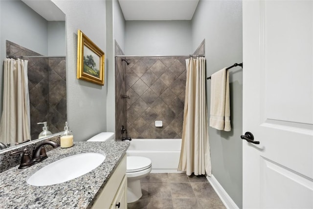 2628 Reunion Blvd, Austin, TX 78737 - full bath with vanity and shower / tub combo with curtain