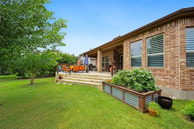 2628 Reunion Blvd, Austin, TX 78737 - view of grassy yard featuring ceiling fan
