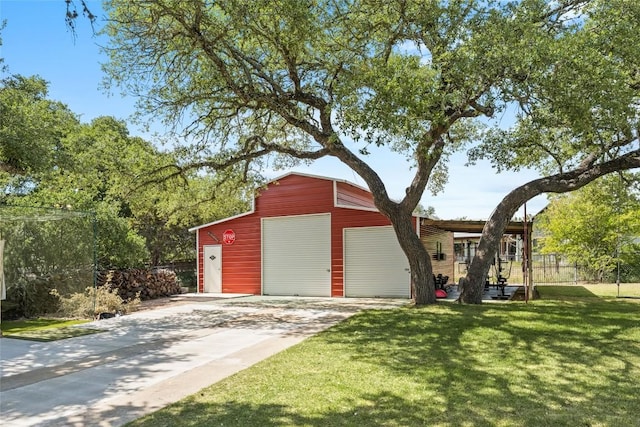 1020 Foothills Dr, Dripping Springs, TX 78620 - detached garage with driveway