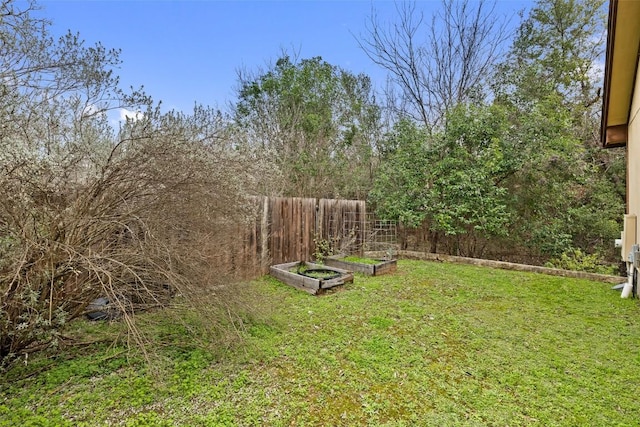 1301 S Quinlan Park Rd, Austin, TX 78732 - view of yard featuring a garden