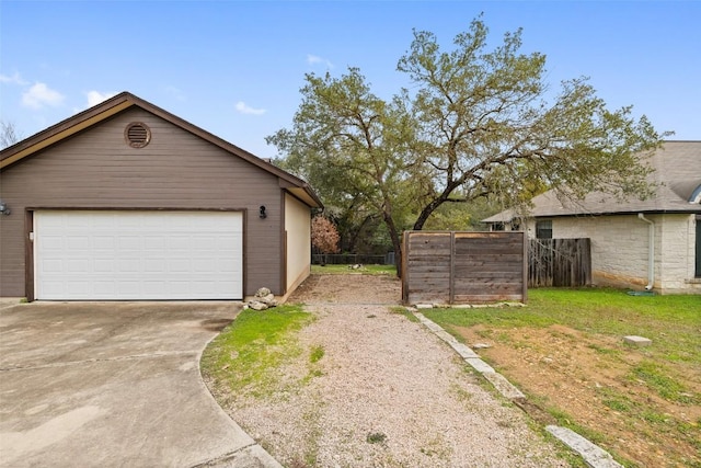 1301 S Quinlan Park Rd, Austin, TX 78732 - view of garage