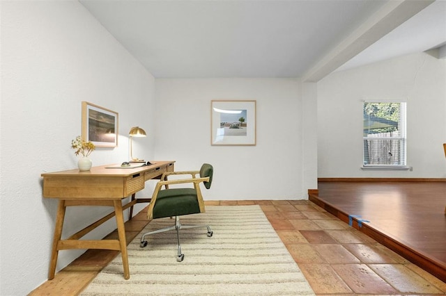4610 S 1st St, Austin, TX 78745 - home office with baseboards