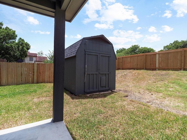2401 Lendall Ln, Austin, TX 78744 - view of yard