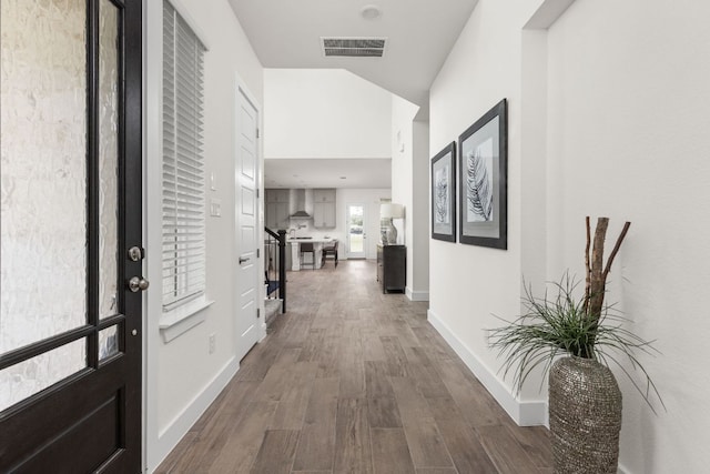 904 Arundel Rd, Lakeway, TX 78738 - hall featuring dark wood finished floors and baseboards