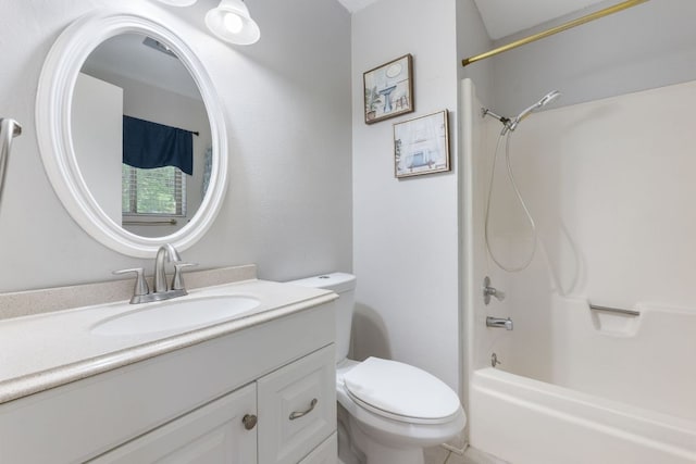2006 Heathwood Cir, Round Rock, TX 78664 - bathroom with vanity, toilet, and washtub / shower combination