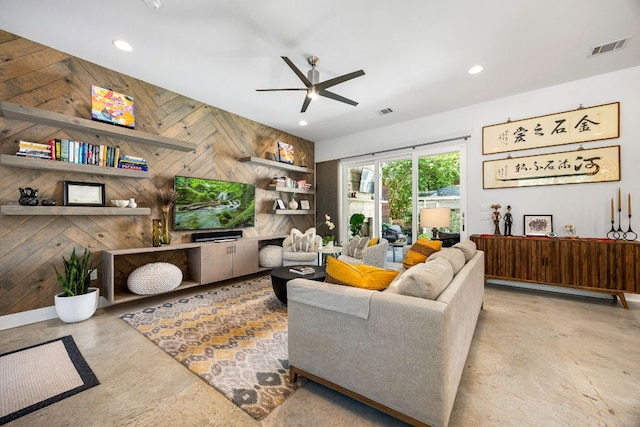 2100 E 10th St, Austin, TX 78702 - photo 5