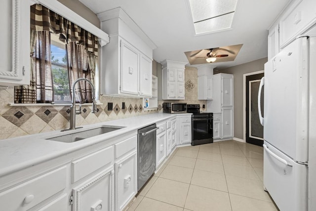 1008 Woodshadows Dr, Harker Heights, TX 76548 - kitchen with stainless steel appliances, backsplash, a sink, and light countertops