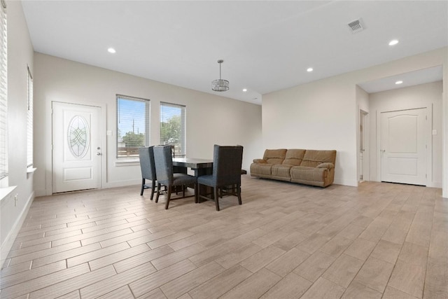 757 Canyon Bnd, Canyon Lake, TX 78133 - dining area featuring light wood finished floors and recessed lighting