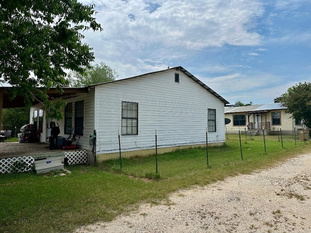 411 N Swenson St Unit 411, Falls City, TX 78113 - view of side of property
