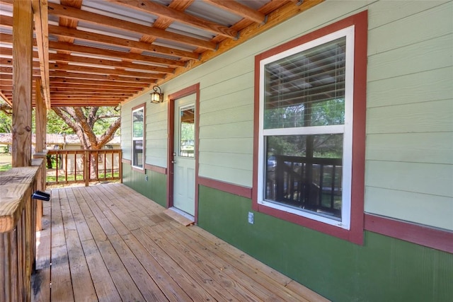 242 Meadow Lake Dr, Seguin, TX 78155 - view of deck