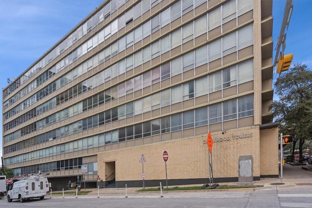1800 Lavaca St Unit 307, Austin, TX 78701 - view of building exterior