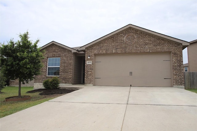 4005 Cressler Ln Unit 16G, Jarrell, TX 76537 - photo 1