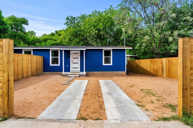 1618 Webberville Rd Unit B, Austin, TX 78721 - view of front of home with a fenced backyard