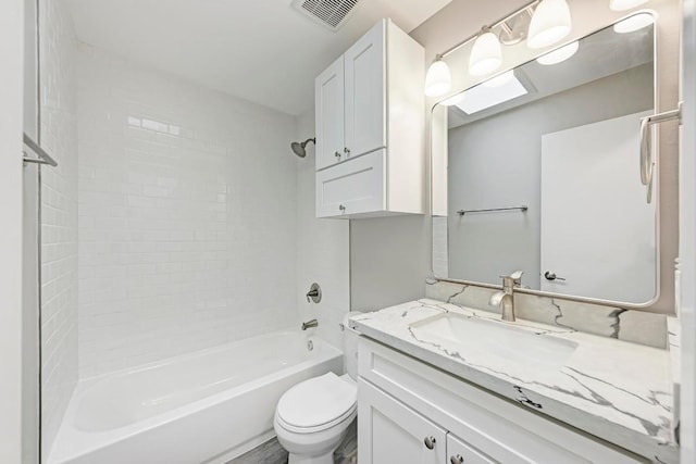 6718 Silvermine Dr Unit 804, Austin, TX 78736 - full bathroom featuring vanity and tub / shower combination